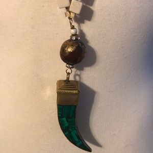 Handmade neckless stunning emerald‎ tusk beads